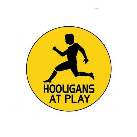 BADGESAGOGO.FR - Badge 25mm Hooligans at play