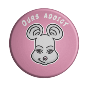 BADGESAGOGO.FR - Badge ours addict (souricette)