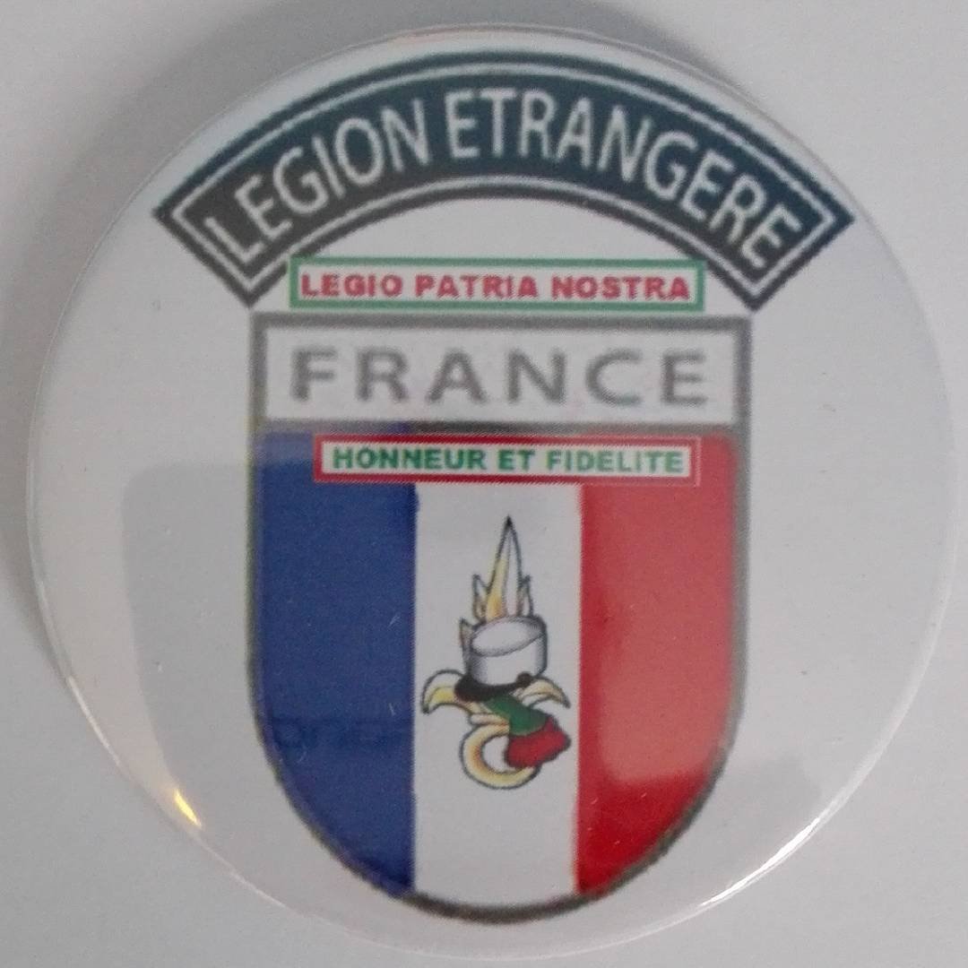 Des #badges pour la #legionetrangere #badgesagogo badgesagogo.fr